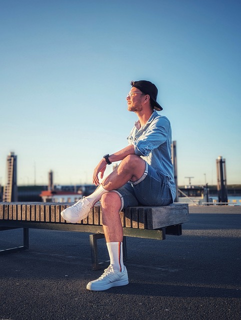 将新鞋推向 将新鞋推向